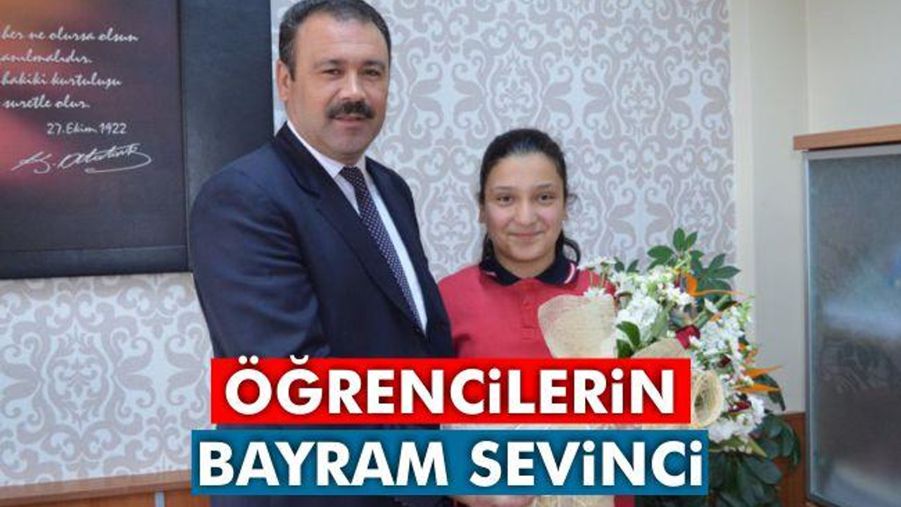 Öğrencilerin bayram sevinci