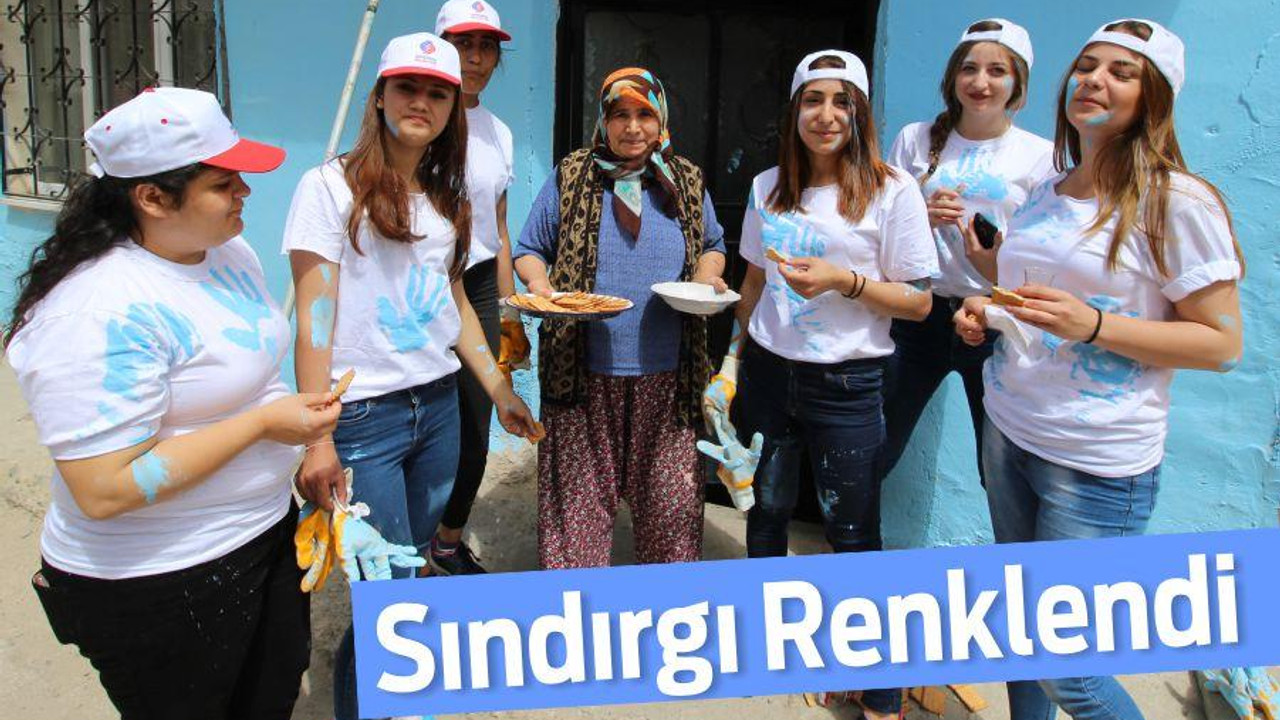 Sındırgı Renklendi