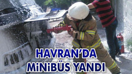 Havran’da minibüs yandı