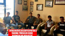 Ayvalıkgücü Belediyespor'da A takıma yükselen genç oyuncular buluştu