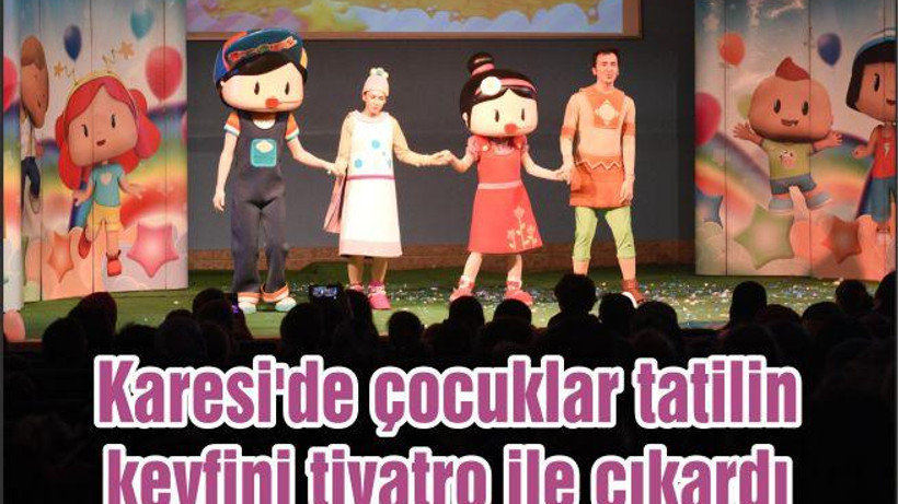 Karesi'de çocuklar tatilin keyfini tiyatro ile çıkardı