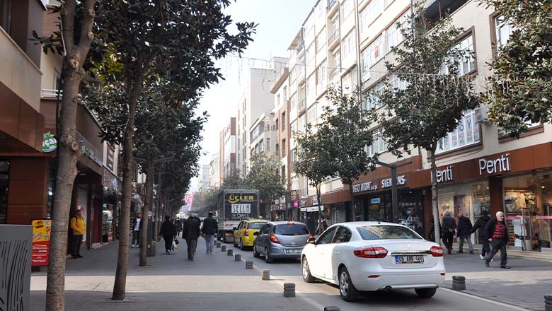 Balıkesir Sokak Ve Caddelerinde 1 Gün