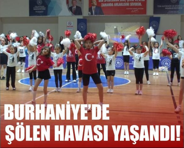 23 Nisan Rengârenk Tribünlerle Sallandı!